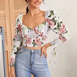 🌷SHEIN Drawstring Ruched Floral Top🌷